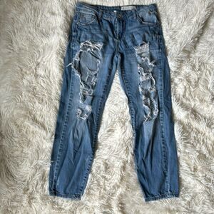Papaya Mid Rise Relaxed Fit Distressed Jeans Size 3